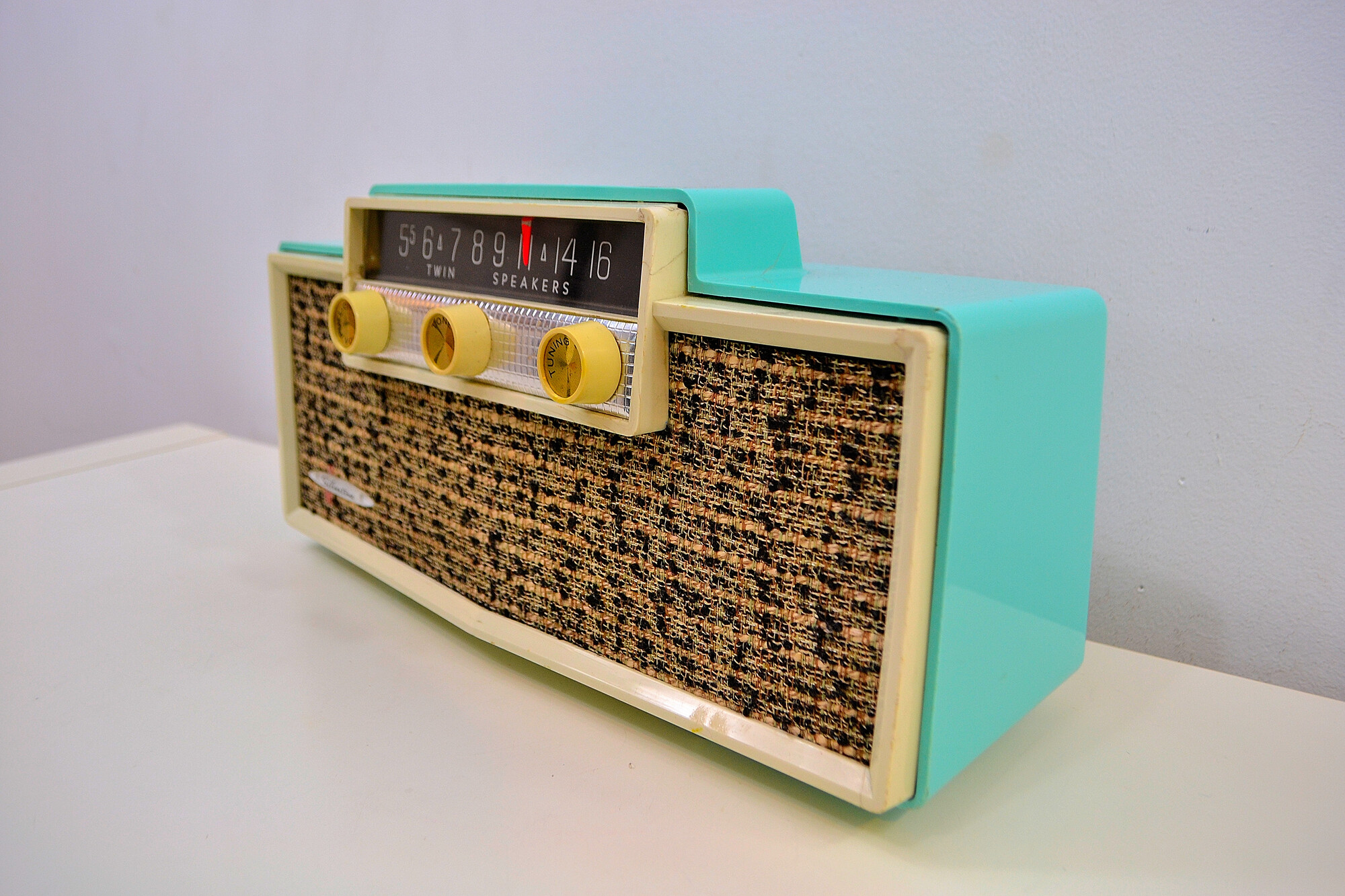Ming Blue Mid Century Vintage 1959 Silvertone Model 9009 AM Tube Radio Oozes MCM Charm!